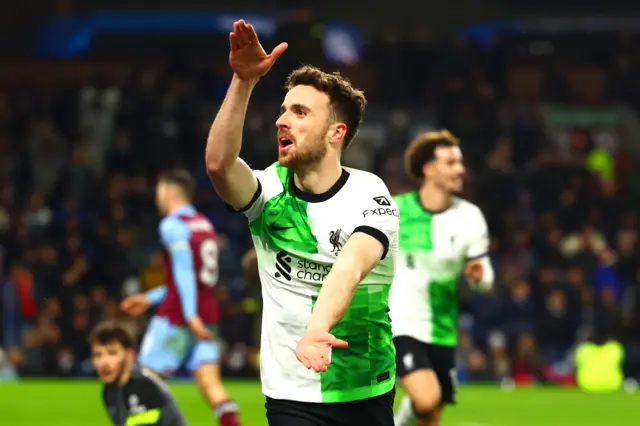 Diogo Jota celebrates