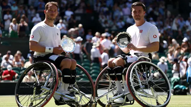 Alfie Hewett and Gordon Reid with their doubles runner-up trophies