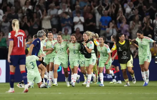 Italy celebrate.