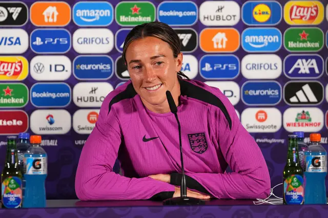 Lucy Bronze