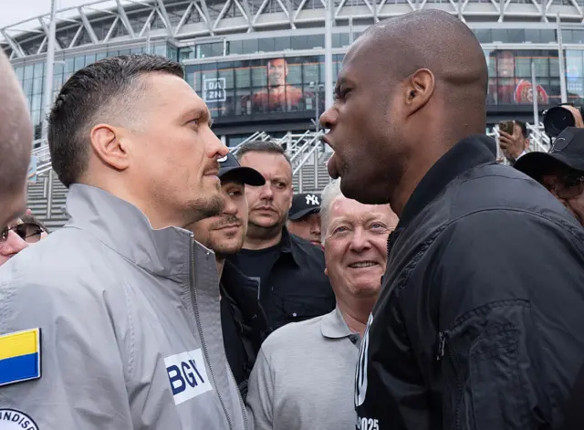 Oleksandr Usyk and Daniel Dubois facing off