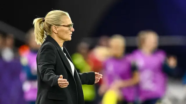 head coach Sarina Wiegman of England