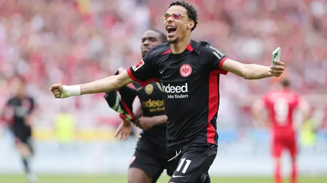 Hugo Ekitike celebrates for Eintracht Frankfurt