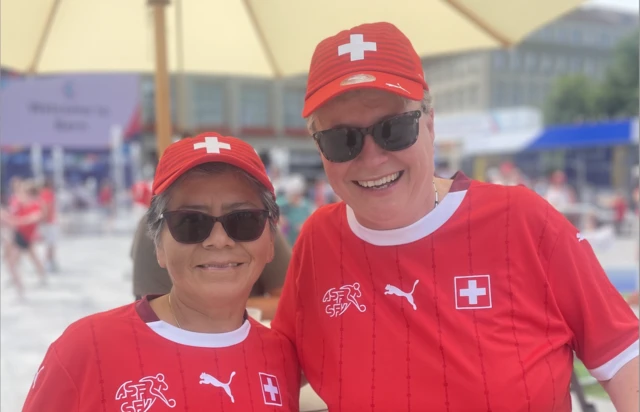 Swiss fans Petra and Sonya