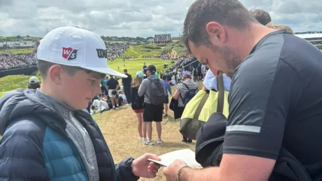 Fan meets Michael Dunlop