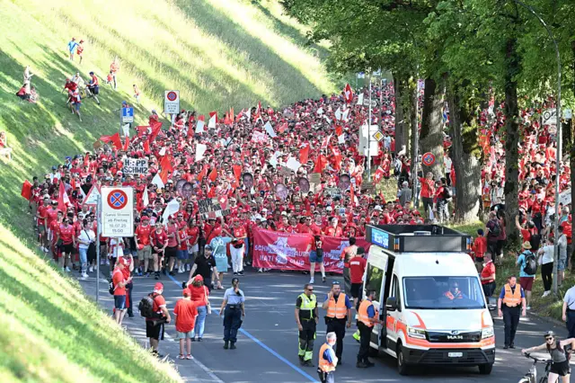 Switzerland fans walking to stadium