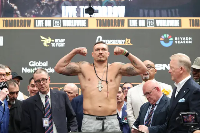 Oleksandr Usyk weighs in