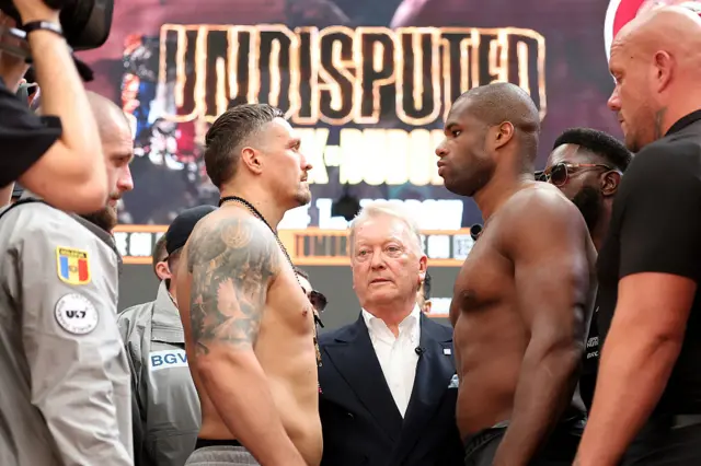 Oleksandr Usyk facing off with Daniel Dubois