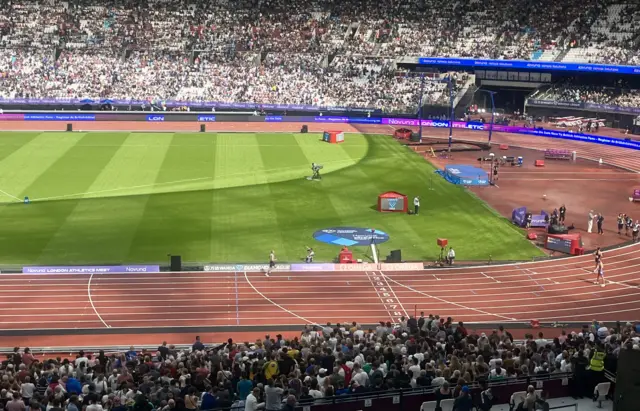 George Mills finishes the 1500m
