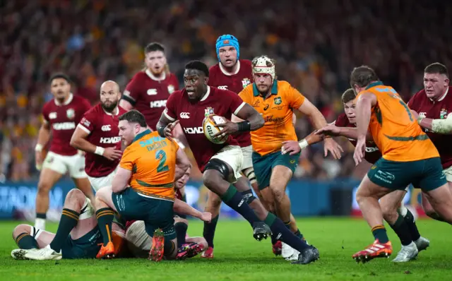 Maro Itoje breaks through