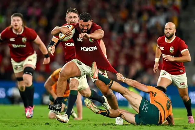 Ellis Genge