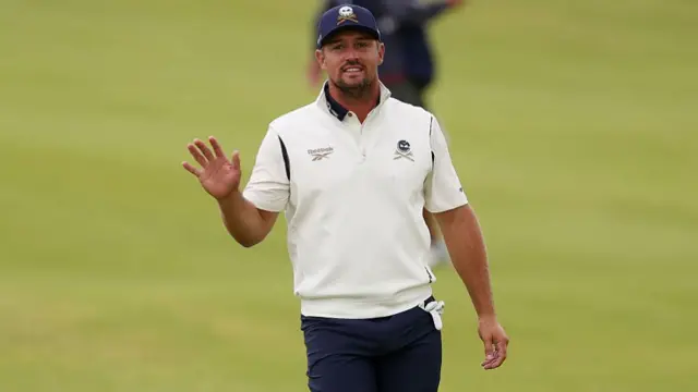 Bryson DeChambeau thanks the crowd at The Open 2025