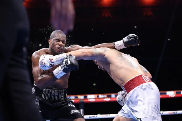 Usyk lands on Dubois