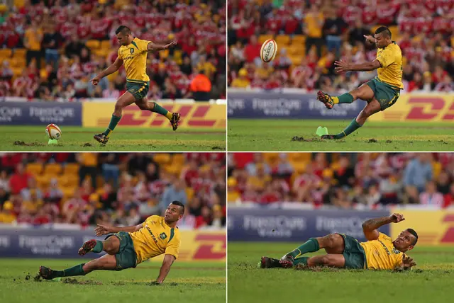 Kurtley Beale slips