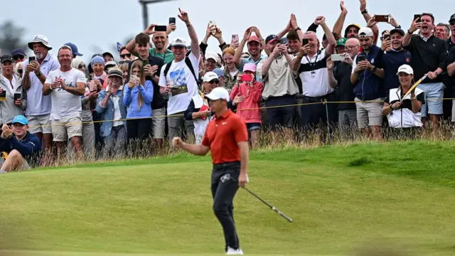 Fans cheer Rory McIlroy at The Open 2025.