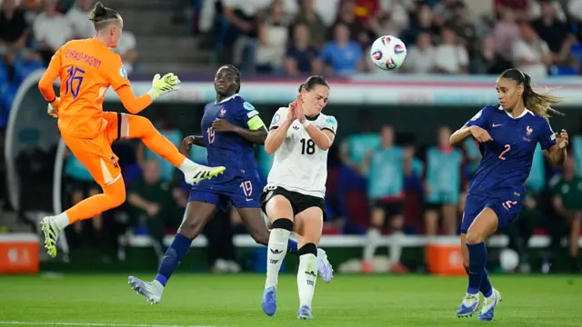 Peyraud-Magnin clearing the ball