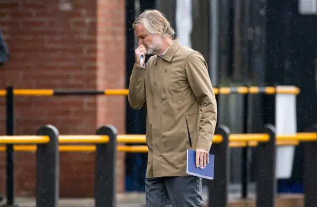 Dundee manager Steven Pressley