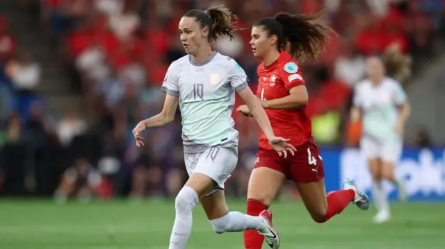 Norway's Caroline Graham Hansen in action with Switzerland's Noemi Ivelj
