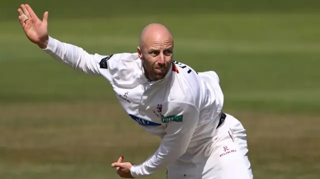 Jack Leach bowling for Somerset