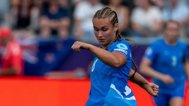 Alexandra Johannsdottir of Iceland passes the ball during the UEFA Women's EURO 2025 Group A match between Iceland and Finland at Arena Thun