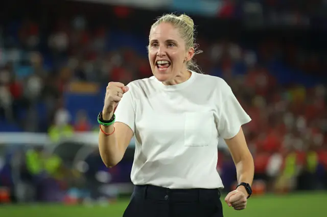 Gemma Grainger, Head Coach of Norway celebrates