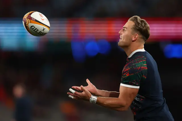 Duhan van der Merwe of the British and Irish Lions warms up