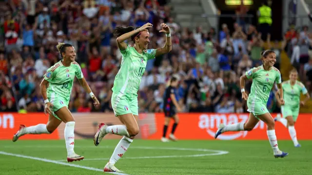 Barbara Bonansea of Italy celebrates scoring her team's first goal