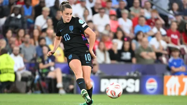 Ella Toone of England in action