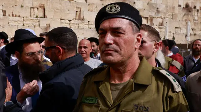 Eyal Zamir