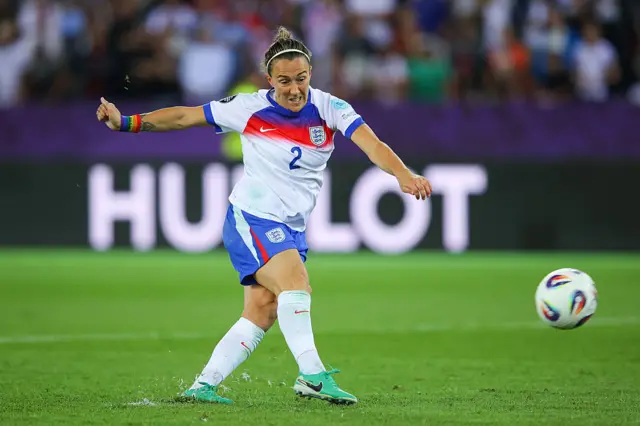 Lucy Bronze