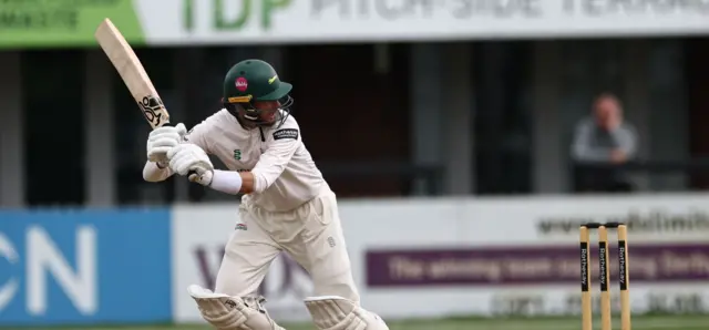 Peter Handscomb batting for Leicestershire at Derbyshire