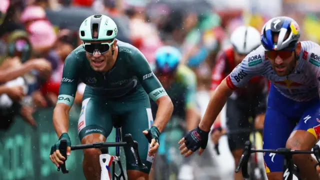 Jonathan Milan wins stage 17 of the 2025 Tour de France
