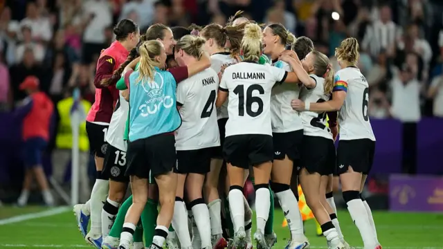 Ann-Katrin Berger goalkeeper of Germany and Gotham FC and her team mates celebrates victory