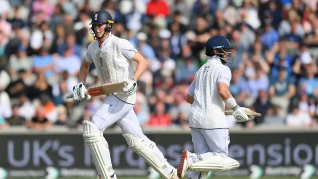 Zak Crawley and Ben Duckett