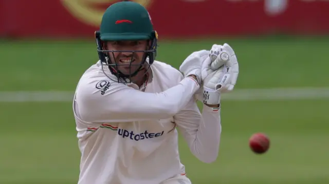 Ian Holland batting for Leicestershire