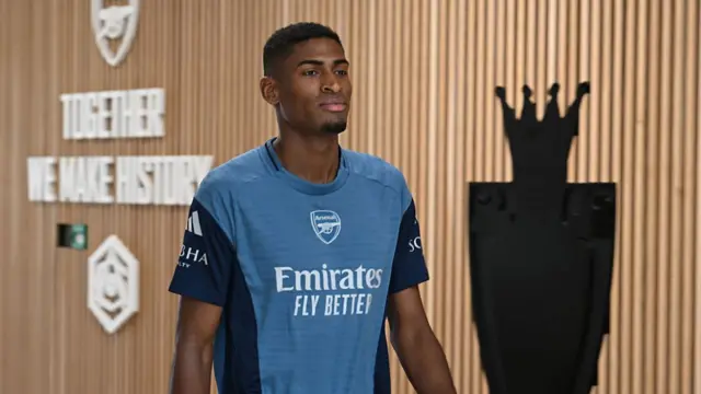 Arsenal unveil new signing Cristhian Mosquera at Sobha Realty Training Centre