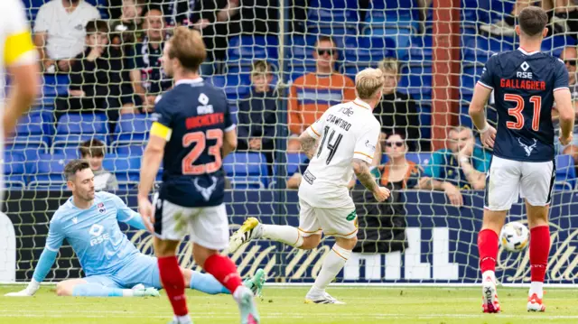 Robbie Crawford scores for Partick Thistle against Ross County