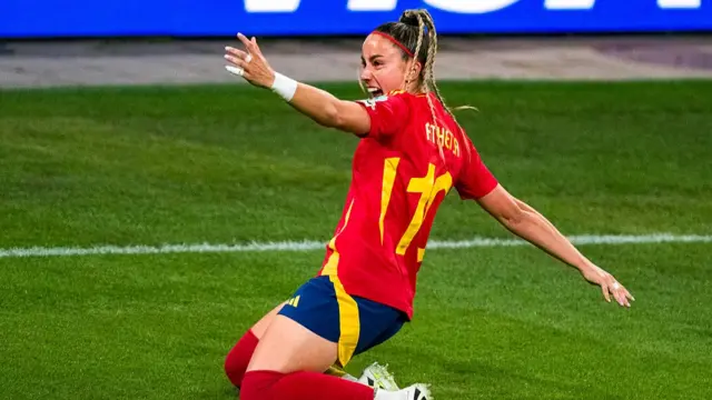 Athenea del Castillo of Spain celebrating her goal
