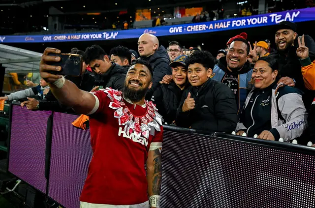 Bundee Aki
