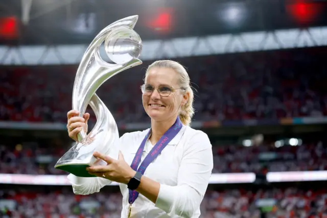 Sarina Wiegman with Euro 2022 trophy