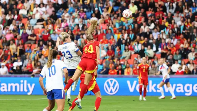 Alessia Russo of England scores his team's first goal during the UEFA Women's EURO 2025 Final match between England and Spain at St. Jakob-Park