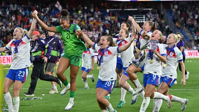 England players celebrate after the team's victory