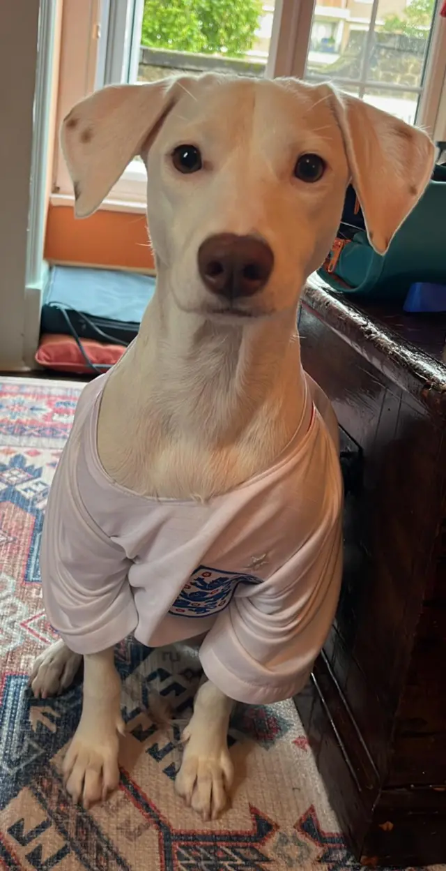 Shelly in her England shirt!