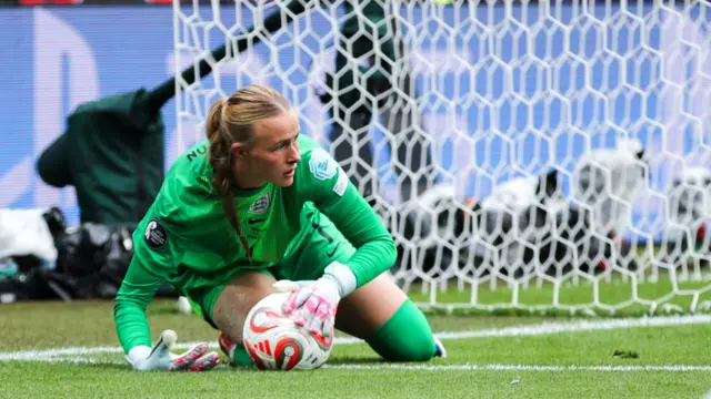 Goalkeeper Hannah Hampton of England during the UEFA Women's EURO 2025 Final match between England and Spain at St. Jakob-Park