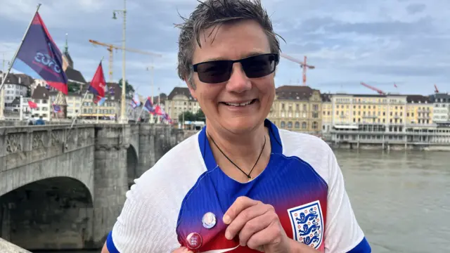 England fan Jen in Basel