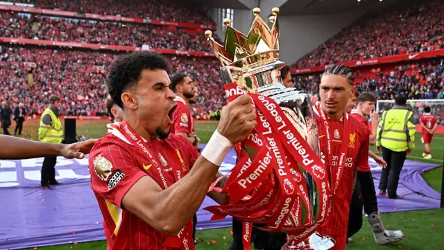 Luis Diaz Premier League trophy