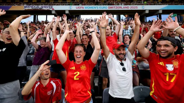 Fans of Spain celebrate during the UEFA Women's EURO 2025 Group B match between Spain and Portugal at Stadion Wankdorf on July 03, 2025 in Bern, Switzerland.