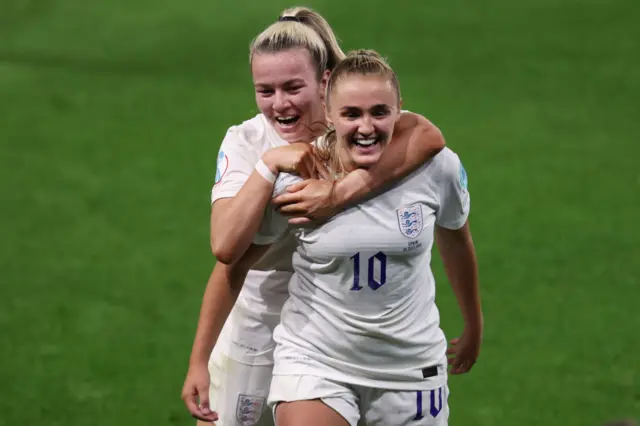Georgia Stanway celebrating with Lauren Hemp