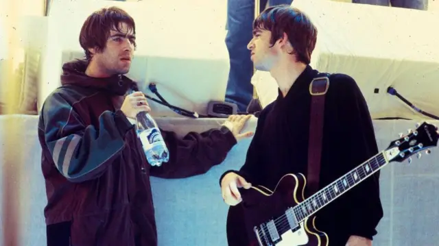 Liam and Noel Gallagher