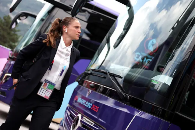 Laura Giuliani of Italy arrives
